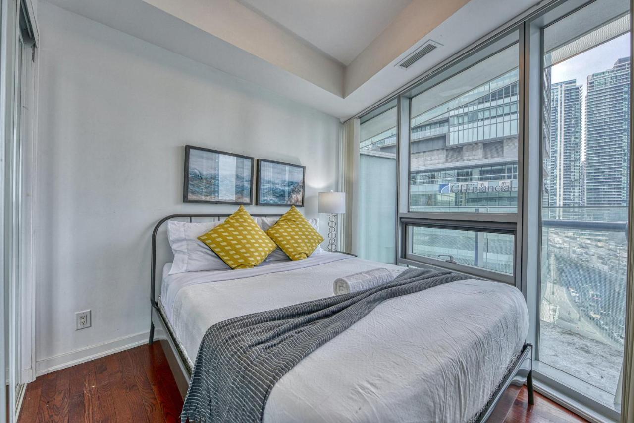 York Suites Hotel Toronto